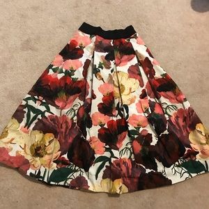 Floral midi skirt